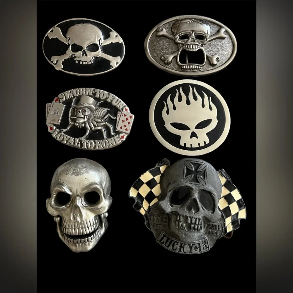 Skull and Crossbones Horror Belt Buckle Set